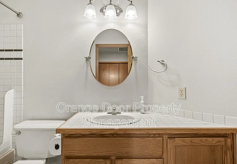 5204 Ridge Dr NE — Photo 39