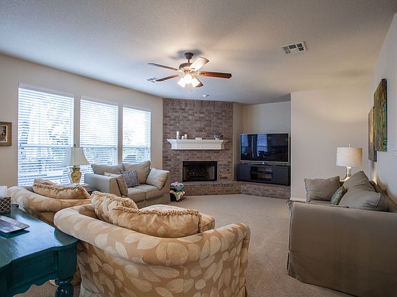 2nd image of 2911 Cashell Wood Dr
