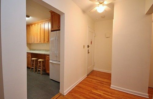 2nd image of 2 Lawrence Dr APT B
