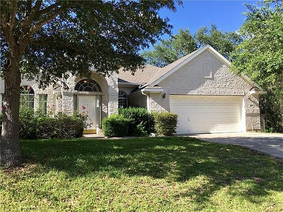 2nd image of 1019 Cashew Ln