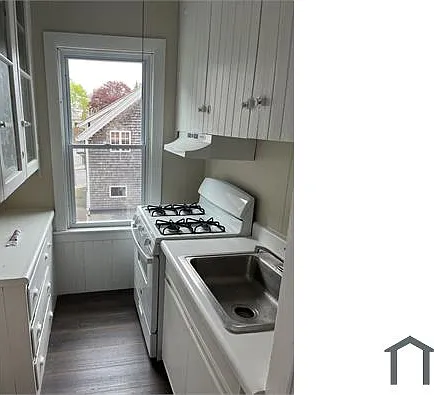 29 Bardsley St #2 — Photo 5