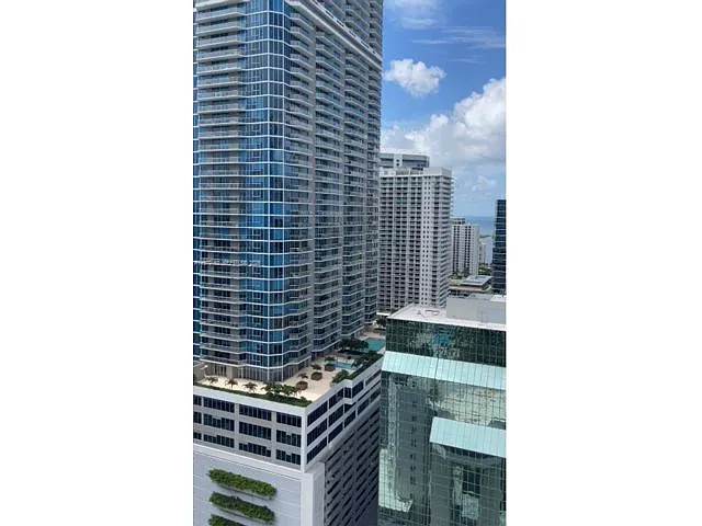 Building Photo - 951 Brickell Ave #3211
