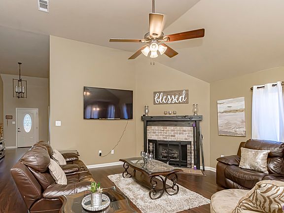 4th image of 23638 Southpoint Dr