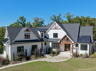 6517 Shelter Cove Dr, Hixson, TN 37343