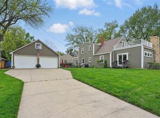 7405 State Line Rd, Kansas City, MO 64114