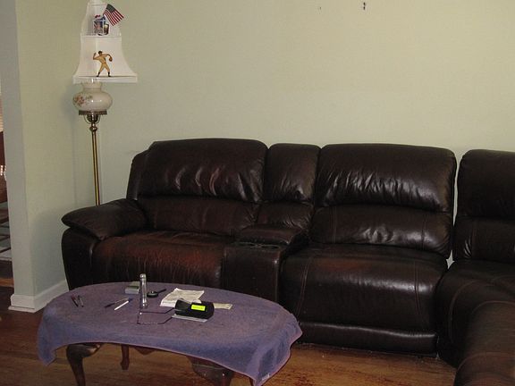2nd image of 3633 N Plainfield Ave
