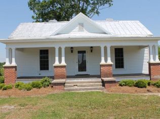 2888 Nahunta Rd, Pikeville, NC 27863