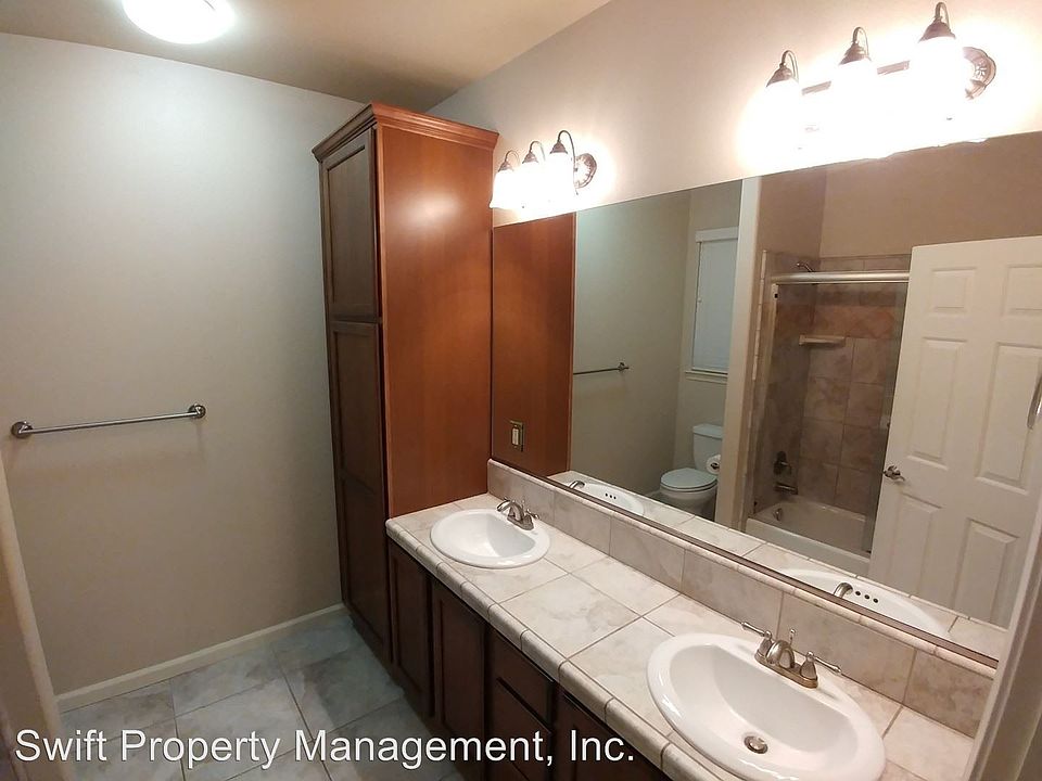 1st image of 4878 Lofty Oak Dr