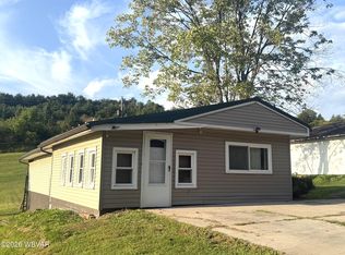 157 Oak Hollow Rd, Lock Haven, PA 17745