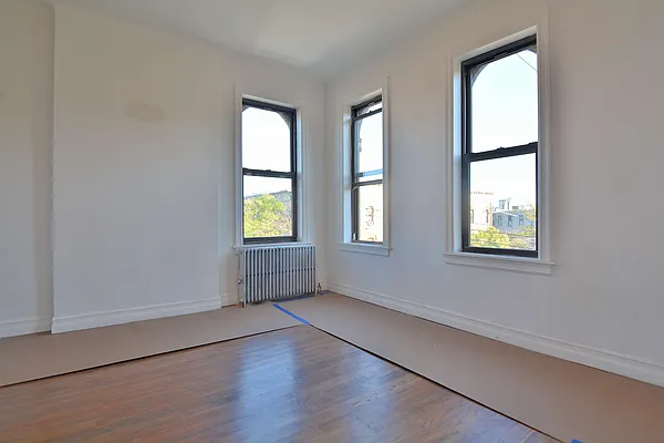 Rented by Hagstrom Management Inc | media 1