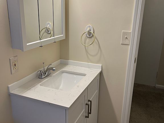 3rd image of 12610 Carrington Ave