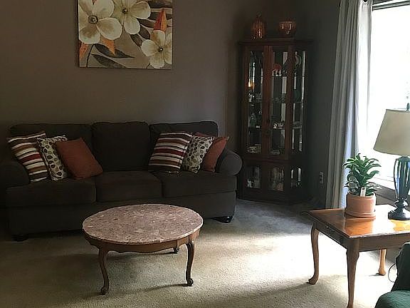 2nd image of 20689 Chestnut Dr