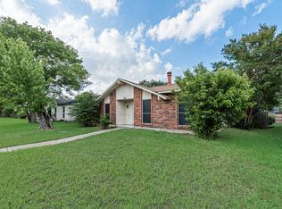 125 Lucinda Dr, Garland, TX 75040