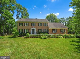 9 Deerfield Rd, Lancaster, PA 17603