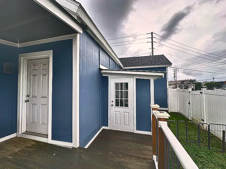 407 S A St — Photo 11