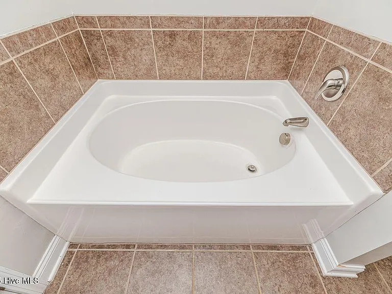 457 N Prince Henry Way — Photo 33