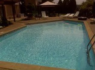 5530 Steeplechase Ct, Bethel Park, PA 15102