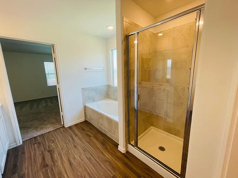 470 Jack Ryan St — Photo 18