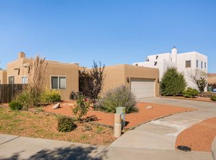 7622 Cree Cir, Santa Fe, NM 87507