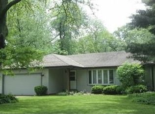 2736 E Riverview Dr, Kankakee, IL 60901