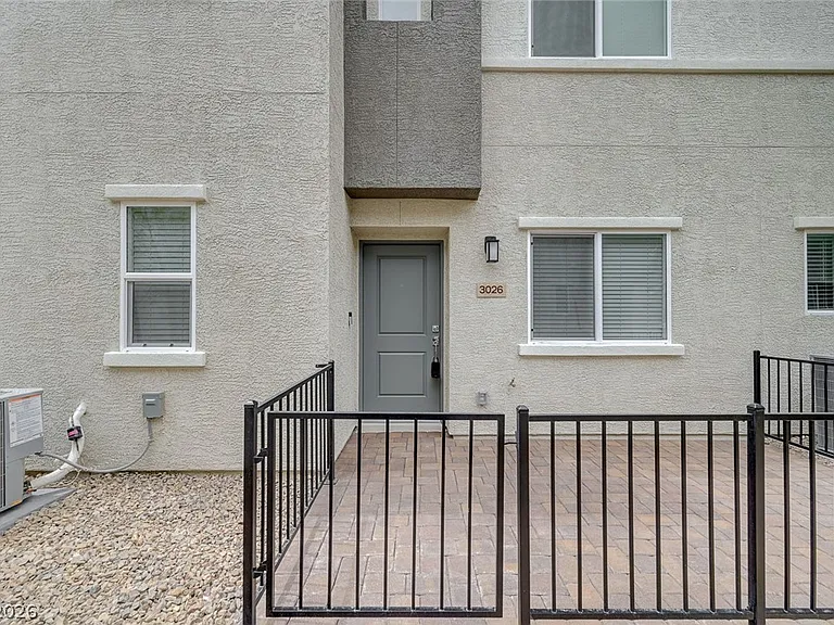 3026 Baltic Green St — Photo 1