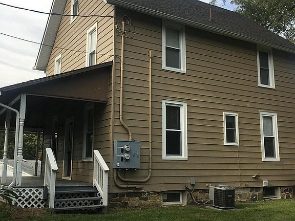 2nd image of 123 Hartford Rd APT A