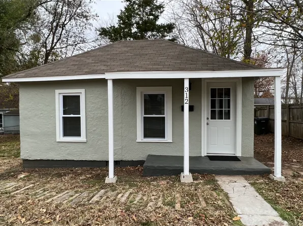 312 W Center St, Mount Vernon, MO 65712