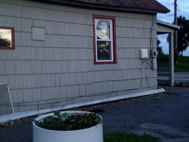 176 Simpson Rd — Photo 10