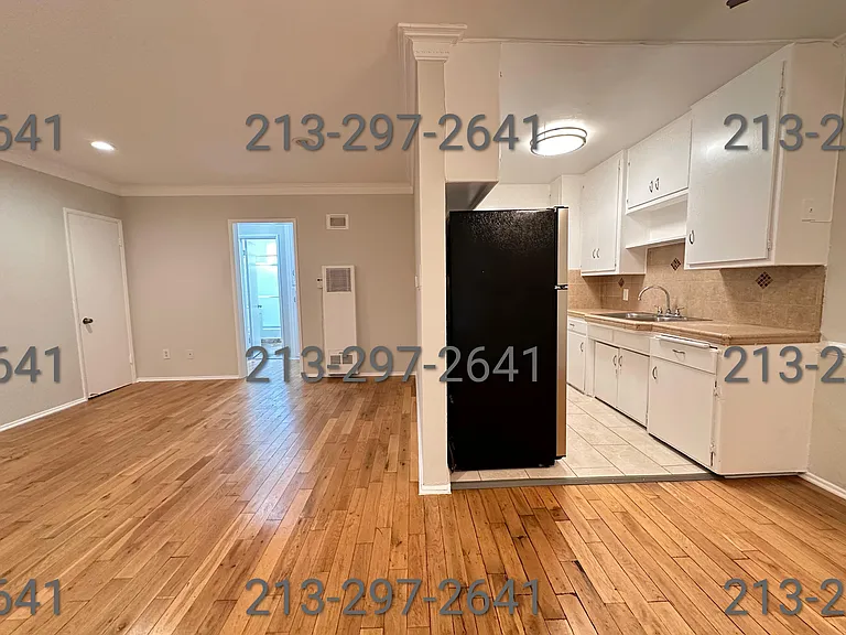 628 N Harvard Blvd #2 — Photo 1