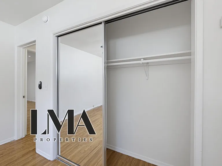 1453 Butler Ave #3 — Photo 11