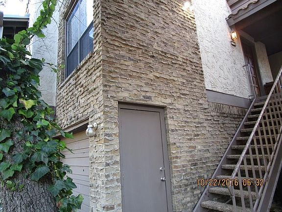 4th image of 336 Melrose Dr APT 7D