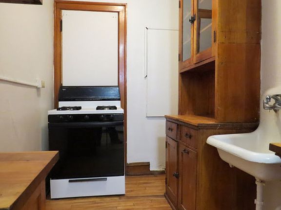5th image of 682 Grand Ave APT 35
