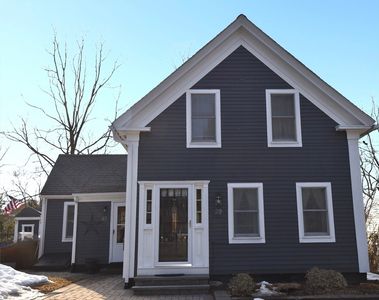 29 Walcott St, Hopkinton, MA, 01748