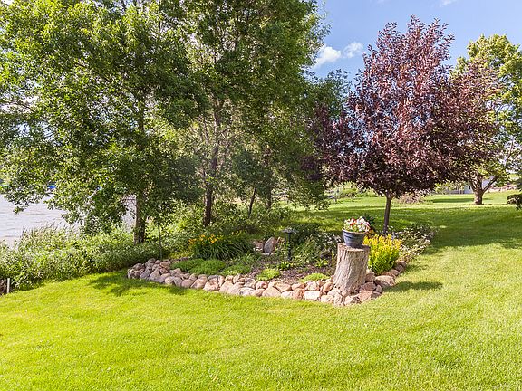 4th image of 46939 Cape Horn Rd