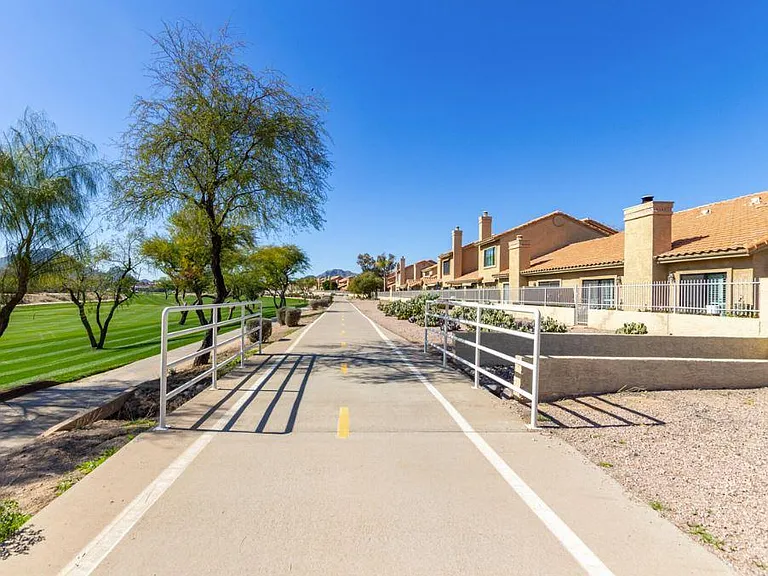 7921 E Joshua Tree Ln — Photo 30