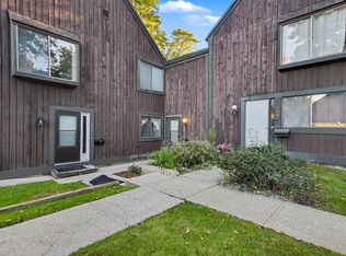236 Falkirk Ct #16, Kalamazoo, MI 49006