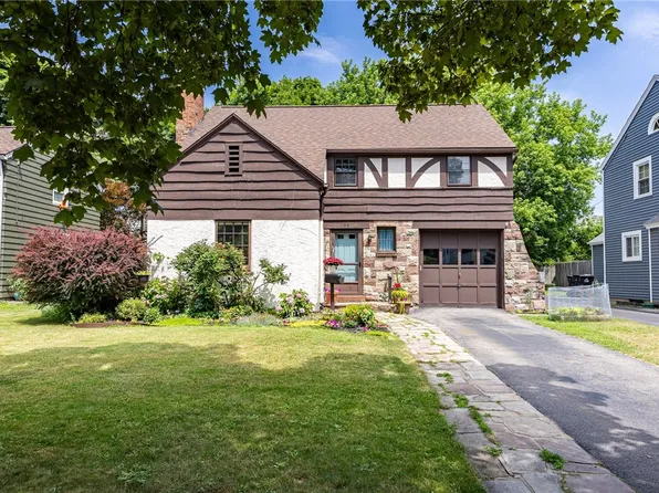 54 Covington Rd, Rochester, NY 14617