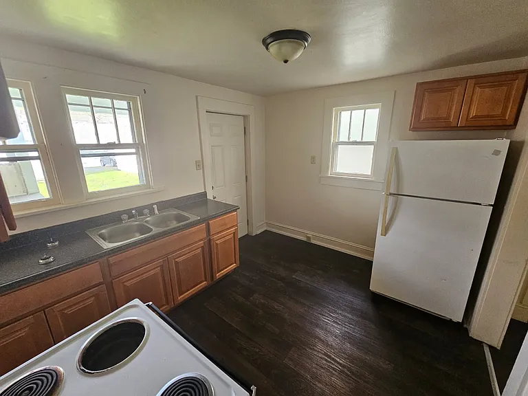 29 E Bald Eagle St #29 — Photo 9