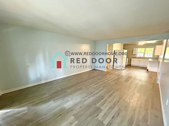 2nd image of 1000 8th Ave S