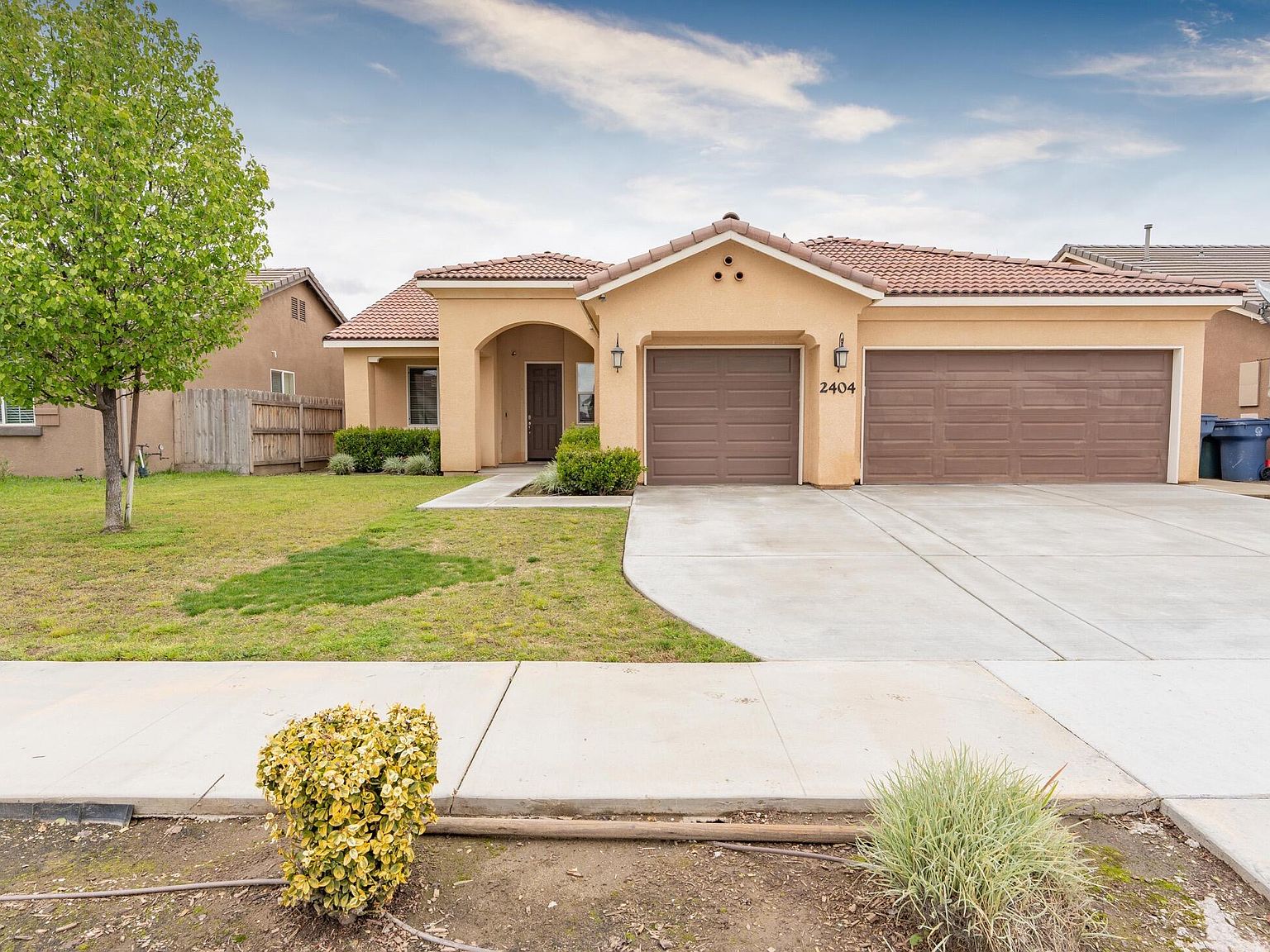 2404 Bay Hill Avenue, Tulare, CA 93274 Zillow