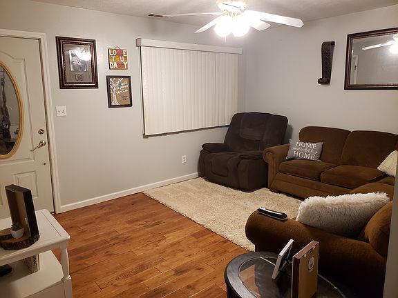 4th image of 4830 Craven Dr