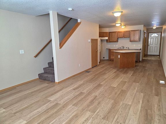 5th image of 1823 Montana St APT I
