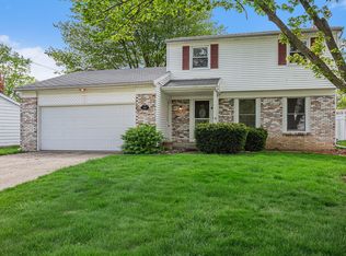 5450 Edgelawn Dr SE, Kentwood, MI
