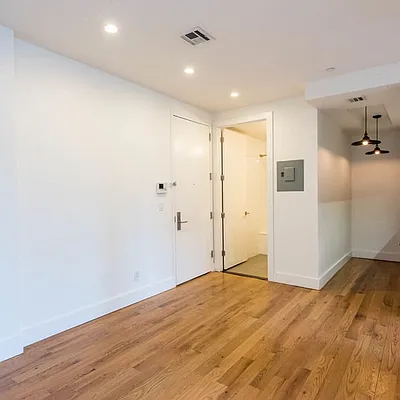 Rented by Nooklyn NYC LLC | media 26