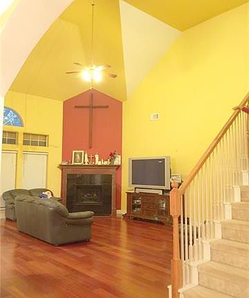 4th image of 4411 Westchester Glen Dr