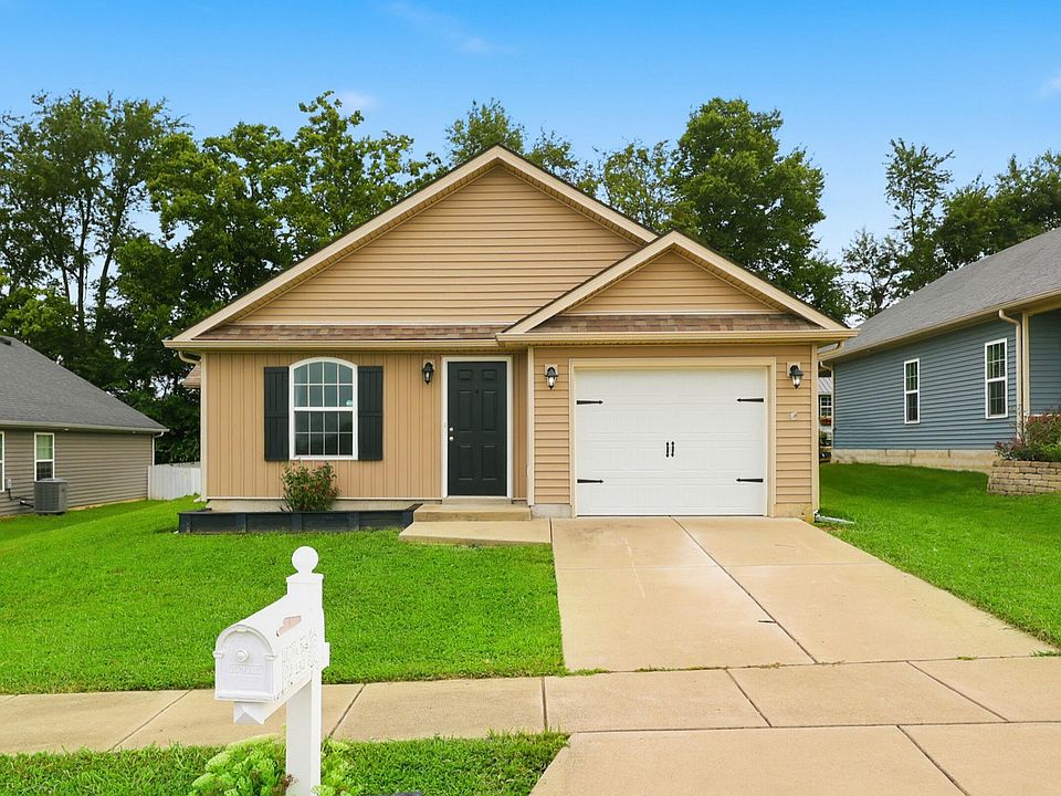 1st image of 132 John Davis Dr