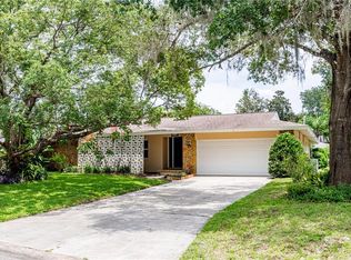 670 Palm Dr, Oviedo, FL 32765