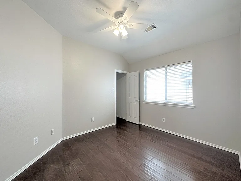 5020 Nash Ln — Photo 10