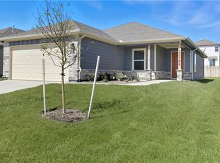 20338 W 194th Ter, Spring Hill, KS 66083