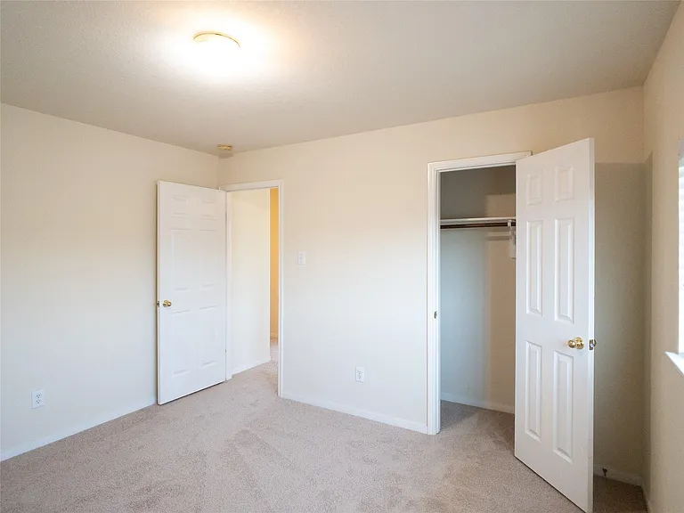 21843 Grassy Hill Ln — Photo 34